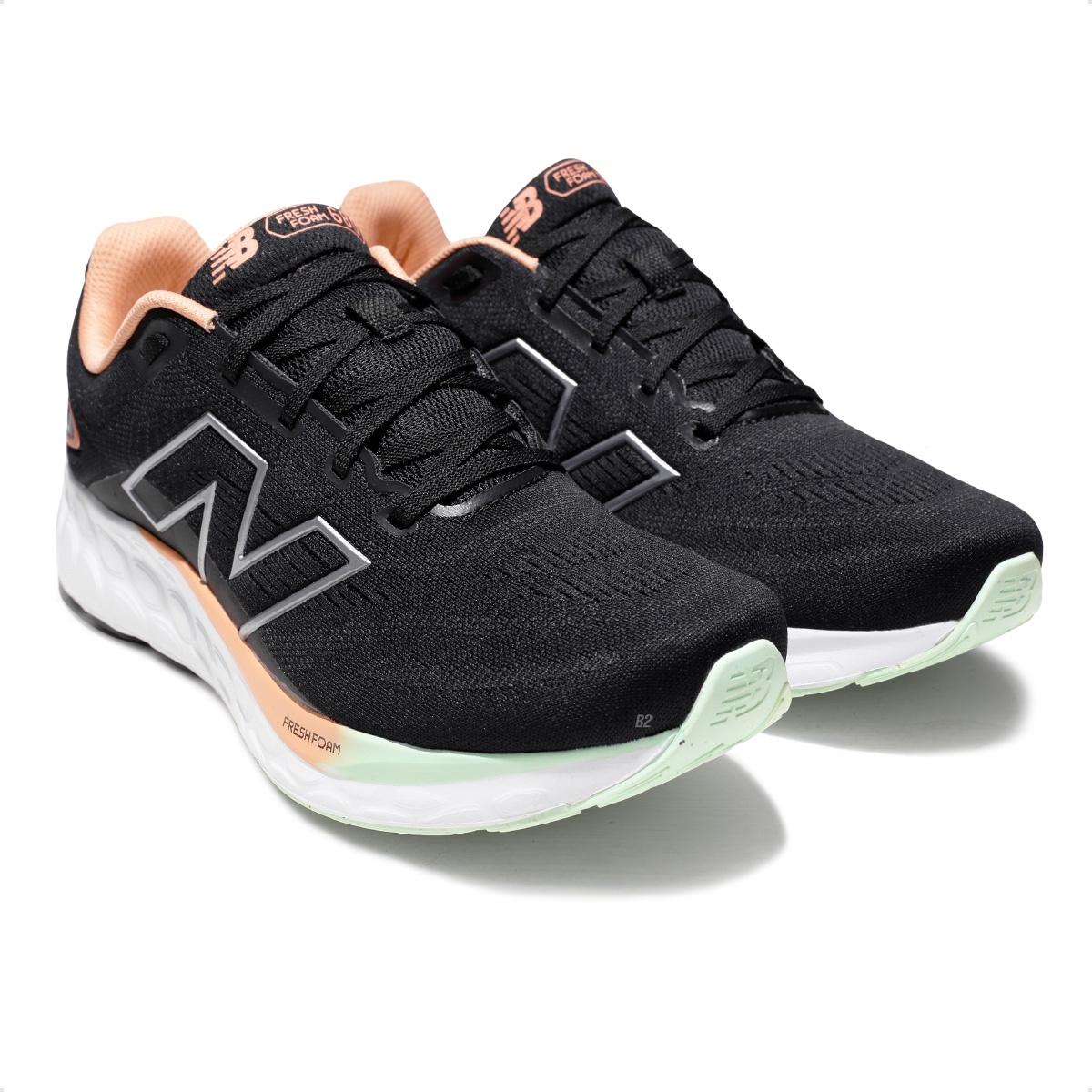 Tênis New Balance 680 V8 Feminino Preto / Coral