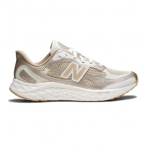Tênis New Balance Fresh Foam Arishi V4 Feminino Bege / Branco