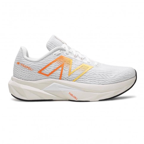 Tênis New Balance Fuelcell Propel V5 Feminino Bege / Laranja