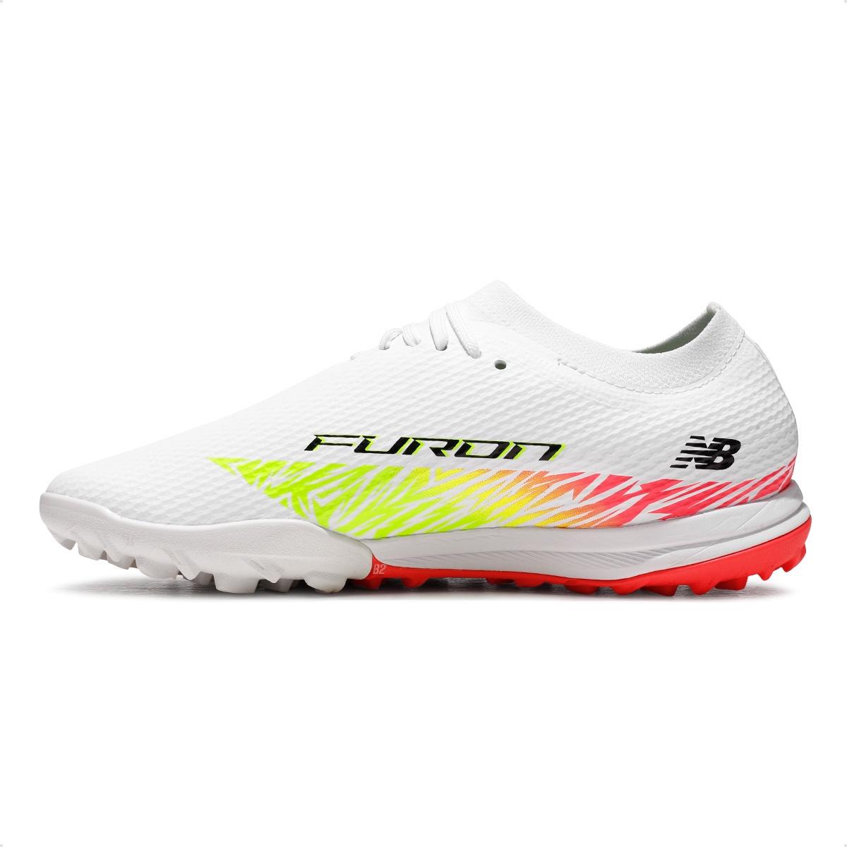Chuteira Society New Balance Furon Team Tf V8 Unissex Branco / Coral