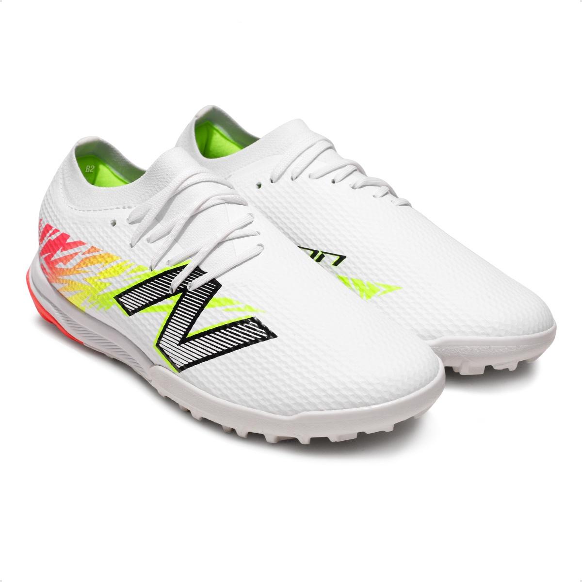 Chuteira Society New Balance Furon Team Tf V8 Unissex Branco / Coral