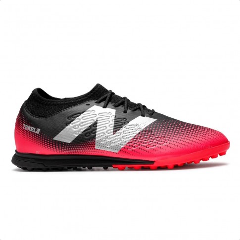 Chuteira Society New Balance Tekela Magique Tf V4+ Unissex Preto / Coral