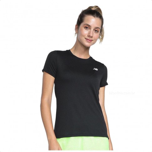 Camiseta New Balance Sport Essentials Feminina Preto / Preto