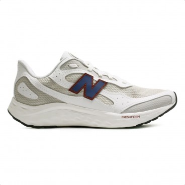 Tênis New Balance Fresh Foam Arishi V4 Masculino Bege