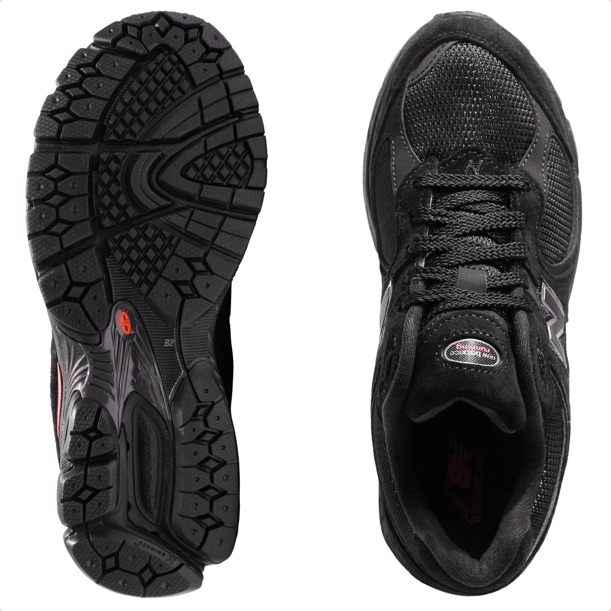 Tênis New Balance 2002r Unissex Preto / Coral