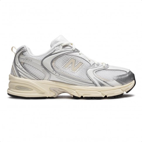 Tênis New Balance 530 Unissex Bege / Prata