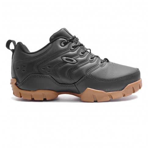 Tênis Oakley Bridge Masculino Preto / Marrom