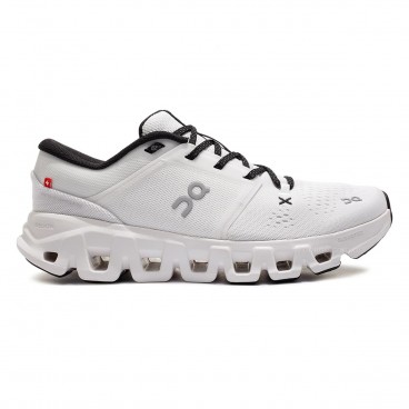 Tênis On Running Cloud X 5 Feminino Branco / Preto