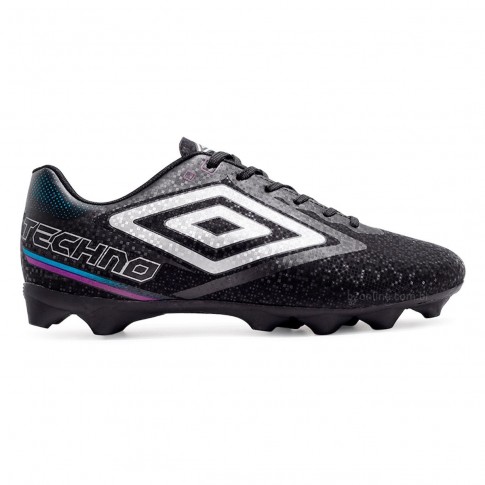 Chuteira Campo Umbro Techno II Masculina Preto / Cinza