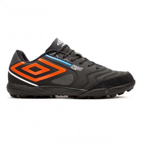 Chuteira Society Umbro Pro 5 Bump Masculina Preto / Laranja