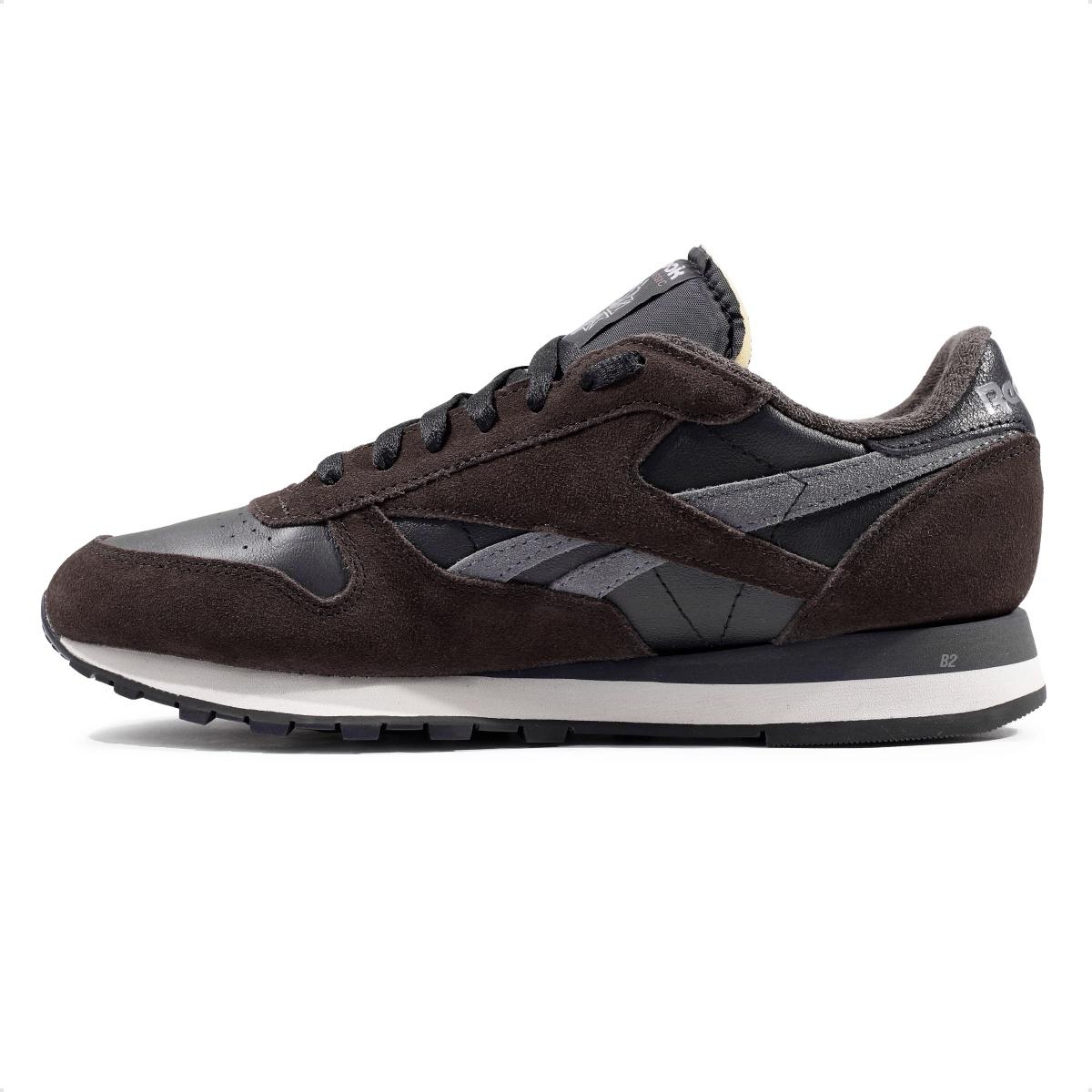 Tenis Reebok Marron Tênis Reebok Classic Leather Masculino Marrom / Preto