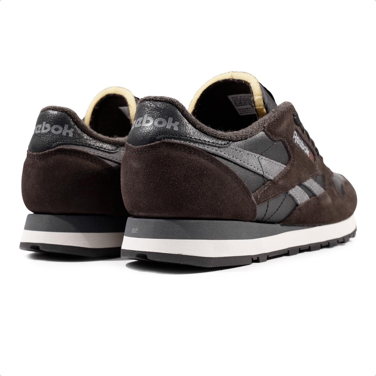 Tenis Reebok Marron Tênis Reebok Classic Leather Masculino Marrom / Preto